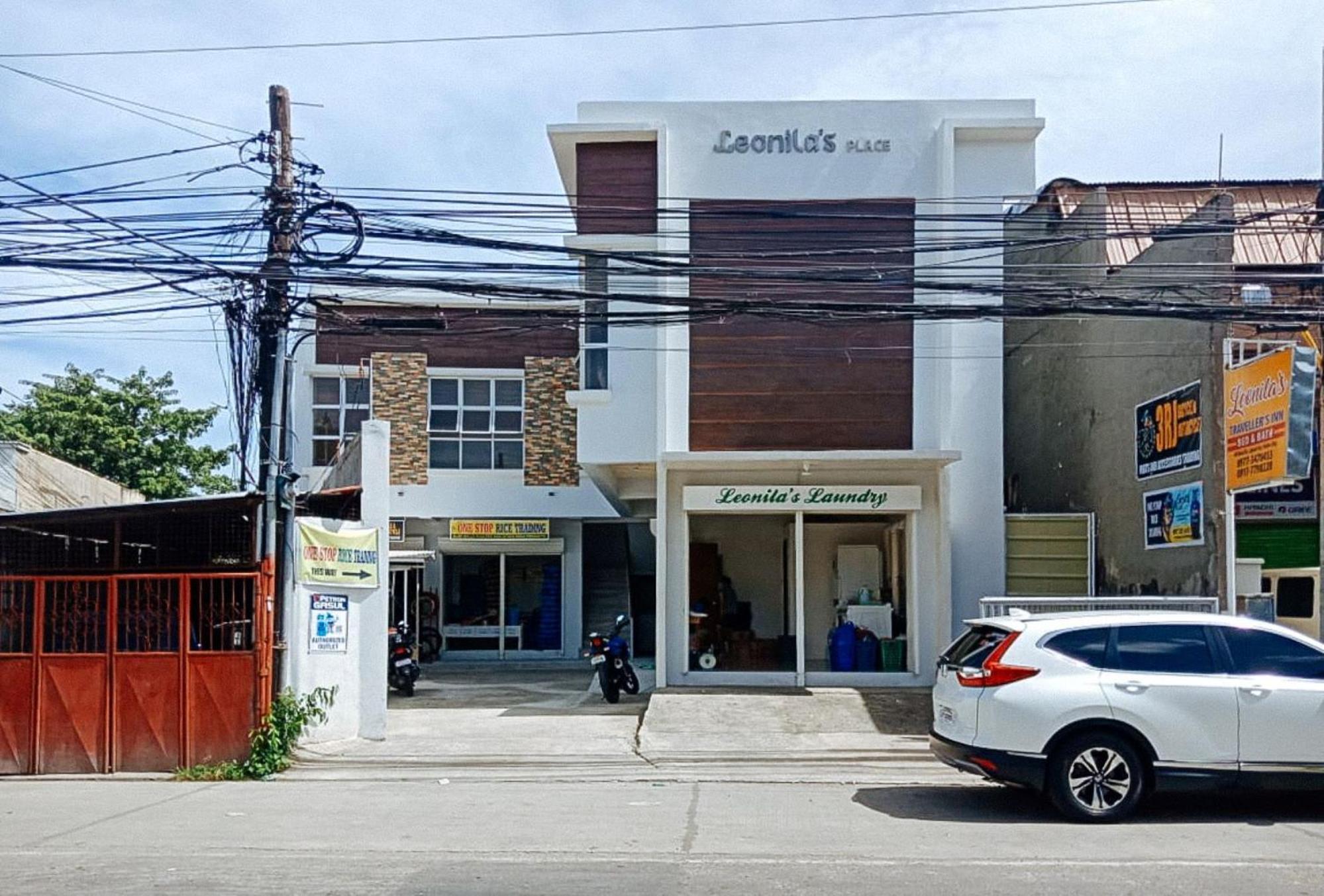 Leonila's Travellers Inn Iloilo Extérieur photo